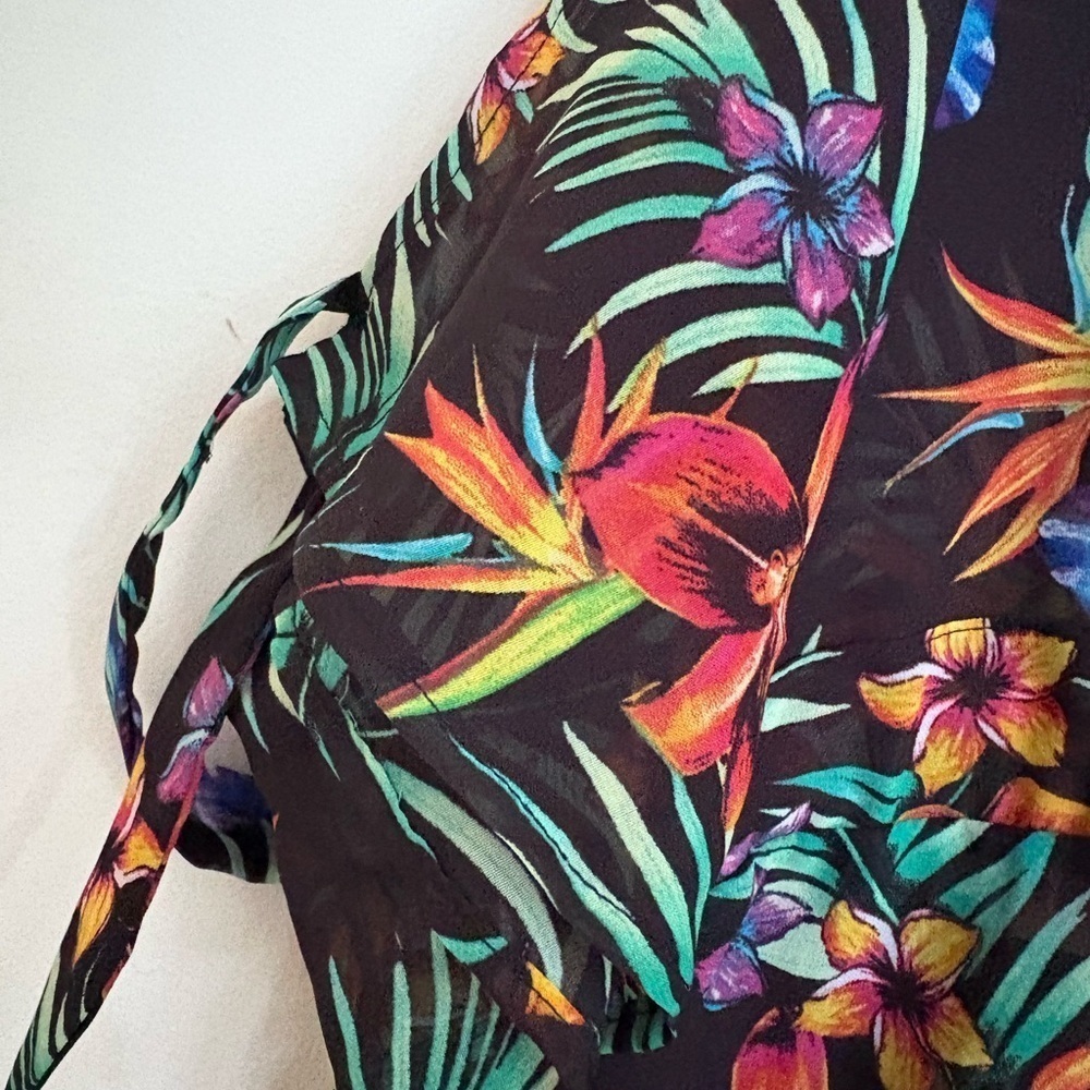 MIKEN COVER UP FLORAL TROPICAL PATTERN SIZE S RESORTWEAR - Picture 3 of 3